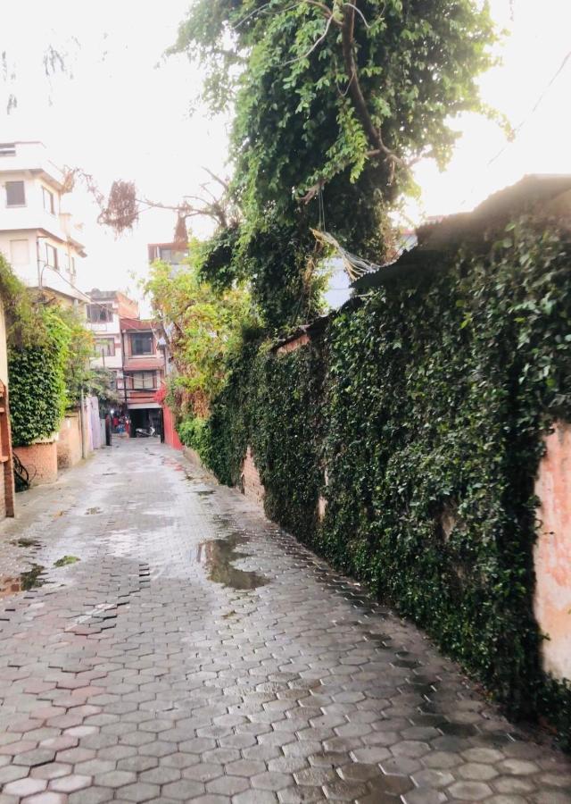 Hotel Dimond Grand Villa Kathmandu Bagian luar foto