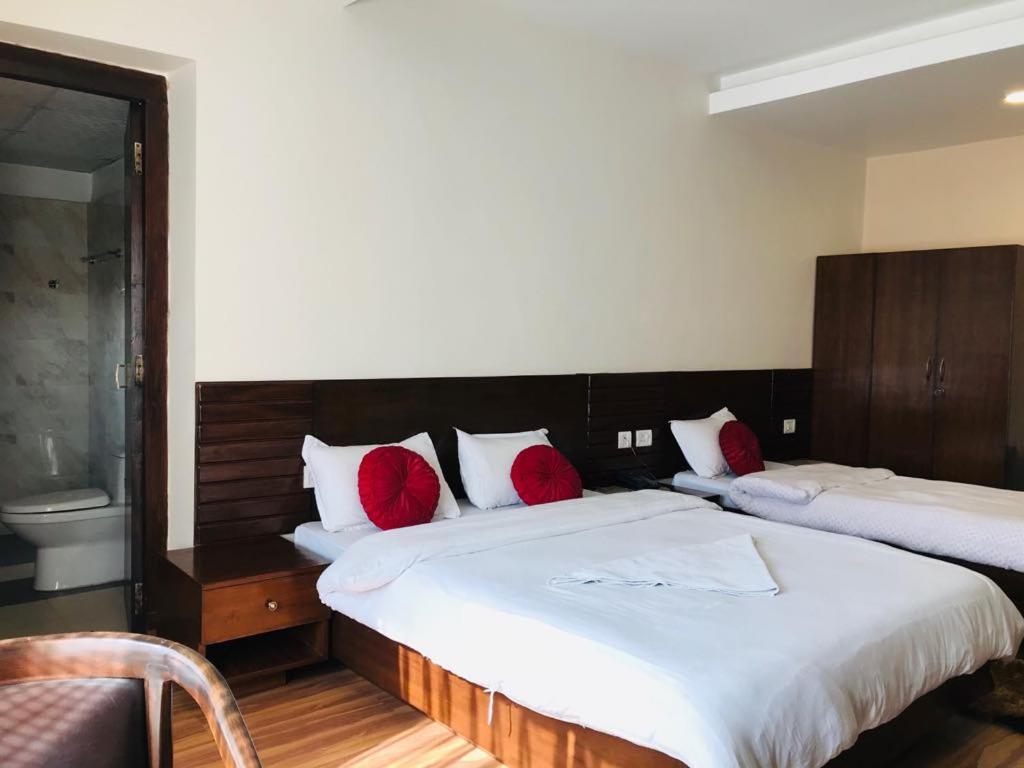 Hotel Dimond Grand Villa Kathmandu Bagian luar foto